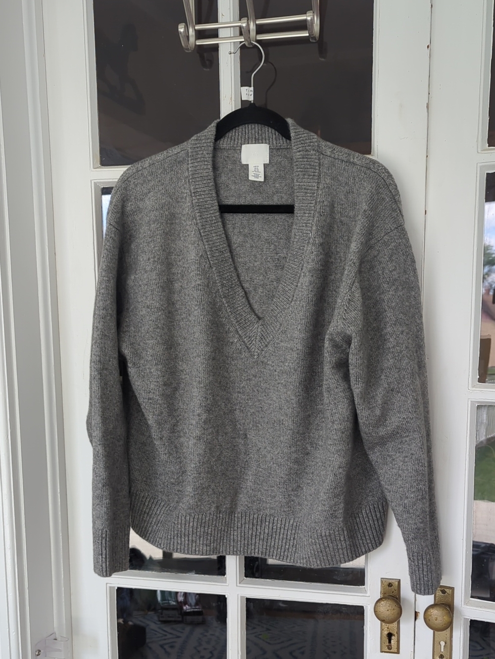 H&M - Deep V-Neck Women's Sweater In Gray